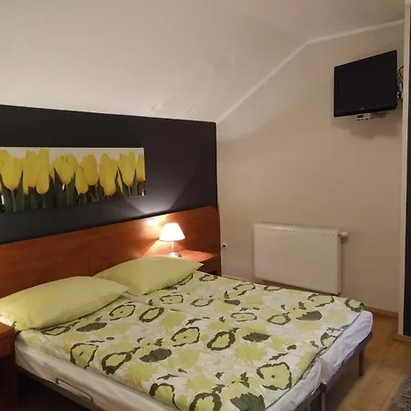 Wynajem Pokoi Gabriela Makarska *