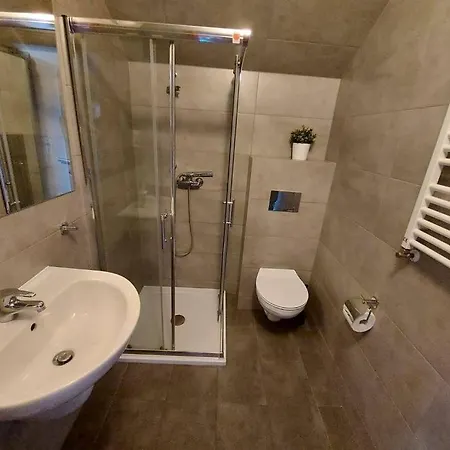 Guest house Wynajem Pokoi Gabriela Makarska *
